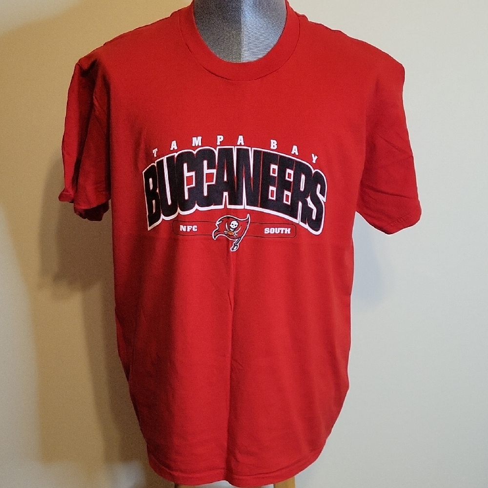 Tampa Bay Buccaneers Graphic Tee